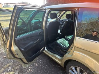 Ford Galaxy 2.0 TDCi - 19