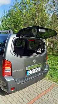 Nissan Pathfinder - 19