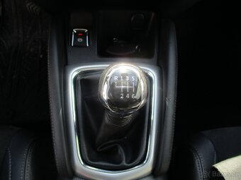NISSAN QASHQAI 1,6DCi 96kw TEKNA LED PANO GPS 2017 - 19