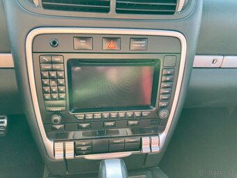 PORSCHE CAYENNE S 4,5L V8 250kW - 4x4 - Automat - 19