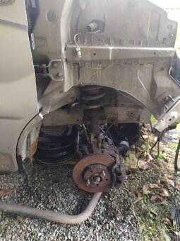 Renault Trafic 2004 litinové svody 1.9 DCI a díly - 19