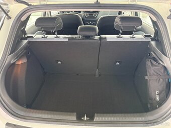 Hyundai i20 1.2 SERVISKA,ČR,1.MAJITEL - 19