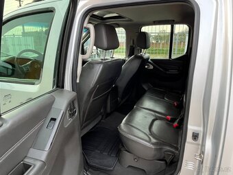 Nissan Navara 4WD s uzávierkou - 19