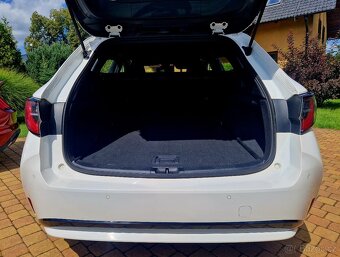 Corolla TouringSports 1.8 Hybrid Comfort + AUTOMAT, 2022 - 19