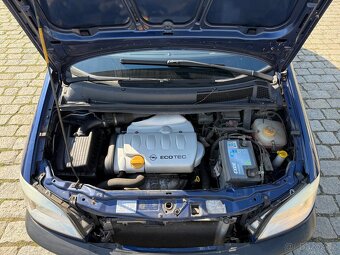 Opel Zafira 1.8 i - 7 míst - 19