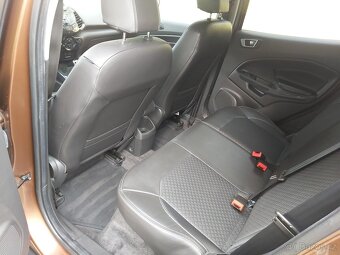 Ford EcoSport 1.0 92 kw, 2016, Titanium, velmi pěkný - 19