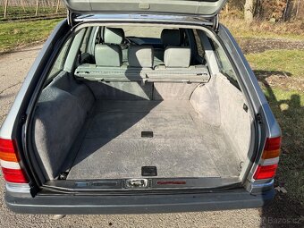 Mercedes-Benz S124 300 TE 4MATIC (1992) - 19