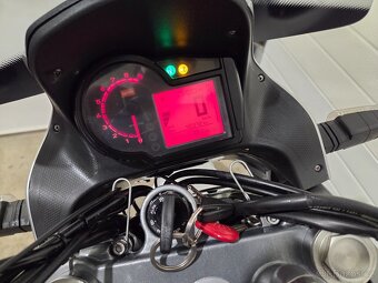 Aprilia Pegaso 650 Strada - 19