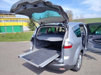 Prodám Ford S-Max 2.0TDCI 103Kw r.v.2006 tažné,panorama - 19