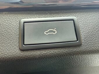 Škoda SUPERB 2.0 TDi EVO DSG MATRIX VIRTUAL PANORAMA KAMERA - 19