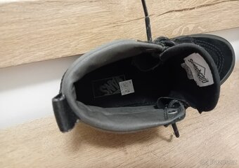 Vans tenisky vel. 38 unisex kožené nové - 19