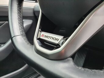 VW Passat B8 Variant 2.0TDI 147kW 4x4 DSG - záruka Autodraft - 19