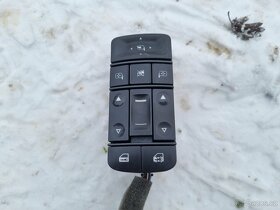 Opel Vectra C facelift kombi - náhradní díly - 19