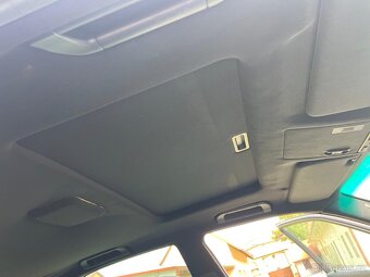 BMW 728i E38 - 19