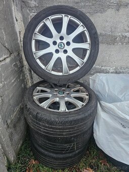 ŠKODA OCTAVIA 1.9 TDI 77kW AMBIENTE,VÝHŘEVY,NAVI,SENZORY - 19