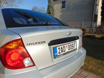 HYUNDAI ACCENT 1.3,PŮVOD ČR,1.MAJ.,KLIMA,SERVISKA - 19