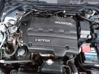 HONDA ACCORD 2,2iCTDi NAFTA 103 KW - 19