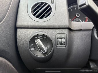 Volkswagen Golf Plus, 1,2TSI, Nové v ČR, 1.maj., KLIMA - 19
