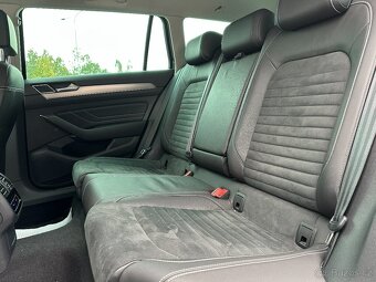 Volkswagen Passat 2022 - 19