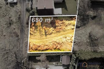 Prodej stavebního pozemku 1738 m2 - 19