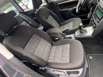 Škoda Octavia Combi 1.6TDI 77kW klima tažné 135tkm 2012 STK - 19