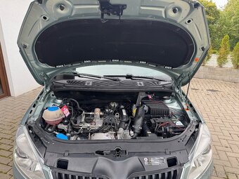 Škoda Fabia Combi 1.2 TSI 77 kW TOP STAV BEZ KOROZE - 19
