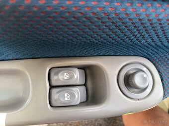 Renault Twingo 1,2.16V - 19