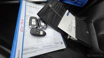 HYUNDAI SANTA FE 2.2CRDi PREMIUM  4x4 1MAJITEL - 19