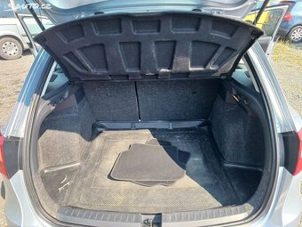 Seat Ibiza, 1.4i, 16V, tažný, ALU, klima,r.v.2011 - 19