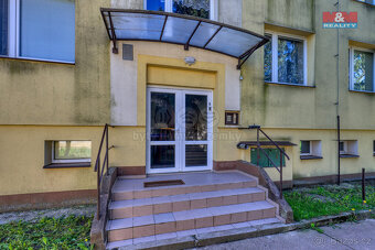 Prodej bytu 4+1, 85 m², Hostomice, ul. Dobříšská - 19