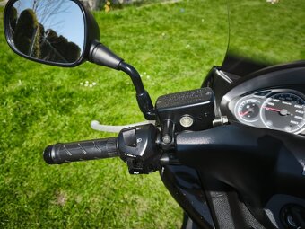 Honda SW-T400 (2011) kufr, jen 6500km, po servisu - 19