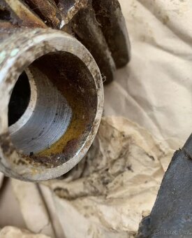 Originální nové motory z vojenského depozitu Dněpr K750 - 19