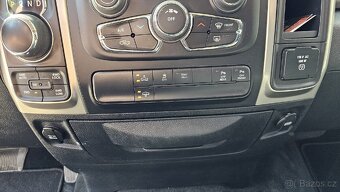 Dodge RAM, BIGHORN 5.7 HEMI - 19