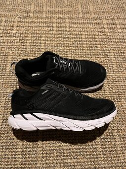 9x Pánské běžecké sportovní boty Hoka - 19