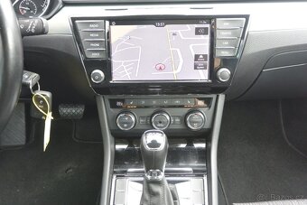 PRODÁM Škoda Superb 2.0TDi 140kW DSG Ambiente - 19