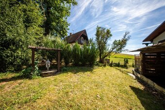 Prodej kompletně rekonstruované chaty s prostorným pozemkem, - 19