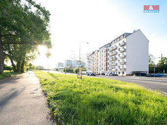 Prodej bytu 2+1, 56 m², Praha, ul. V závětří - 19