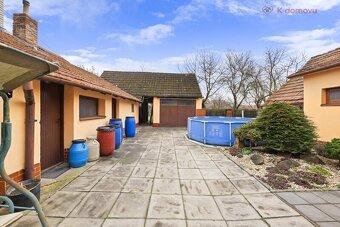 Prodej RD 5+2 v obci Kunovice s dvorkem a zahradou, okr. Uhe - 19