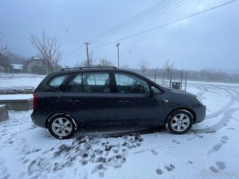 Kia Carens 2007 Benzín + LPG - 19