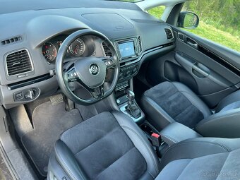 Volkswagen SHARAN 2016 2.0TDi 135kw Jen autorizovany servis - 19
