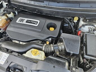 Fiat Freemont 2,0JTD (103kw) 2011 - 7míst - TOP STAV - 19