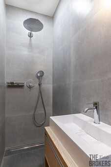 Prodej bytu 3+KK, 105 m² – Pernerova, Karlín - 19