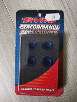 Traxxas summit 1:8 - 19