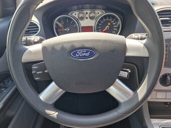 Ford Focus 1,6i 16v Trend - 19