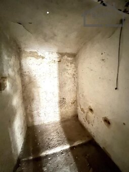 RD k rekonstrukci (190 m2) se zahradou 438 m2 - Lesná u Tac - 19