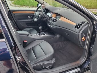 Renault Laguna III 2.0dCi 127kW Initiale - tažné - 1.Majitel - 19