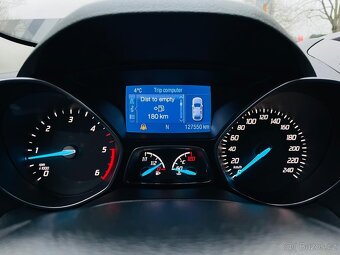 Ford Kuga 2.0TDCi 4x4 MANUÁL VÝHŘEV SERVISKA TITANIUM - 19