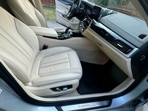 BMW 530XDrive Touring G31 - 19