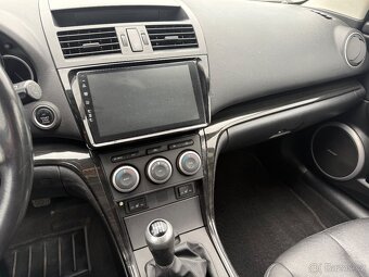 Mazda 6 (GH) COMBI 2.5i 125kW najeto 199300 km - 19
