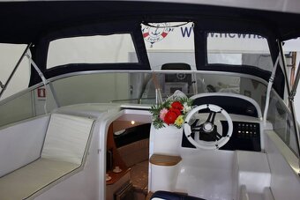 Nová loď na prodej SPORT CRUISER 24 / 7,5 metru - 19